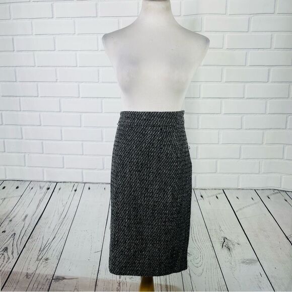 Jessica London Dresses & Skirts - 10/$25🦋 Jessica London Gray Fully Lined Wool Skirt - Size 20